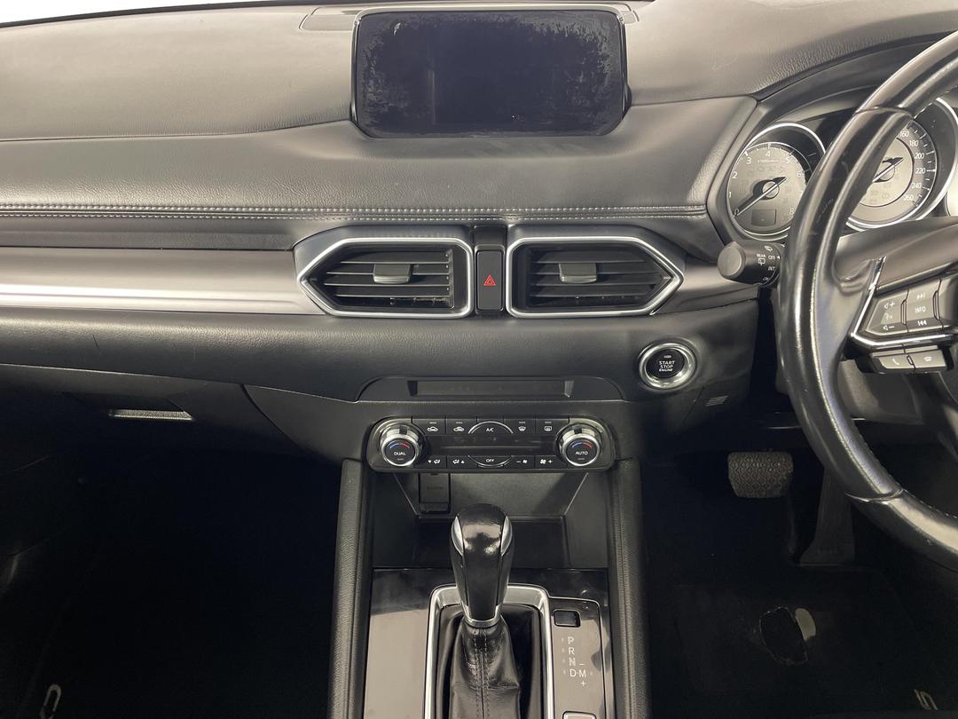 Photo '18' of Mazda CX-5