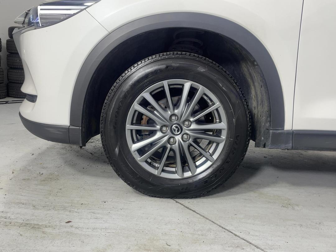 Photo '10' of Mazda CX-5
