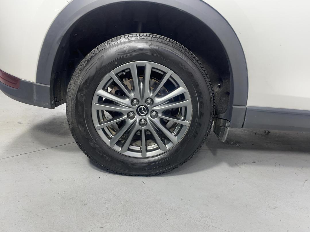 Photo '12' of Mazda CX-5