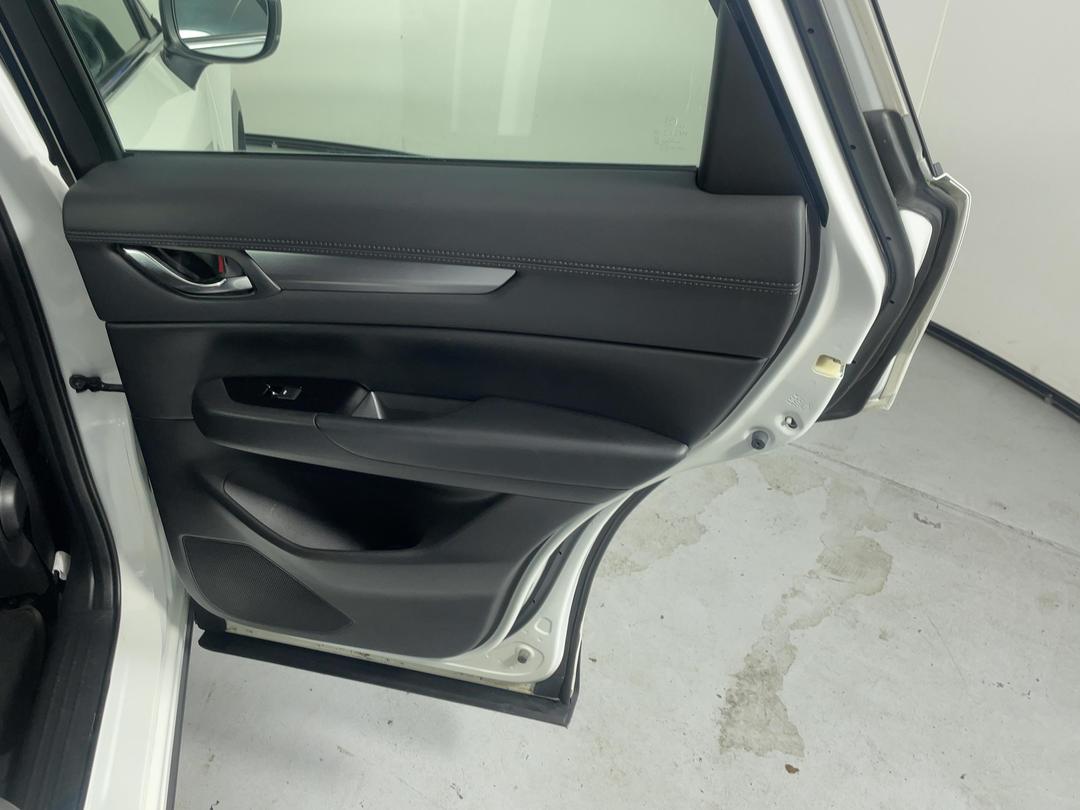 Photo '19' of Mazda CX-5