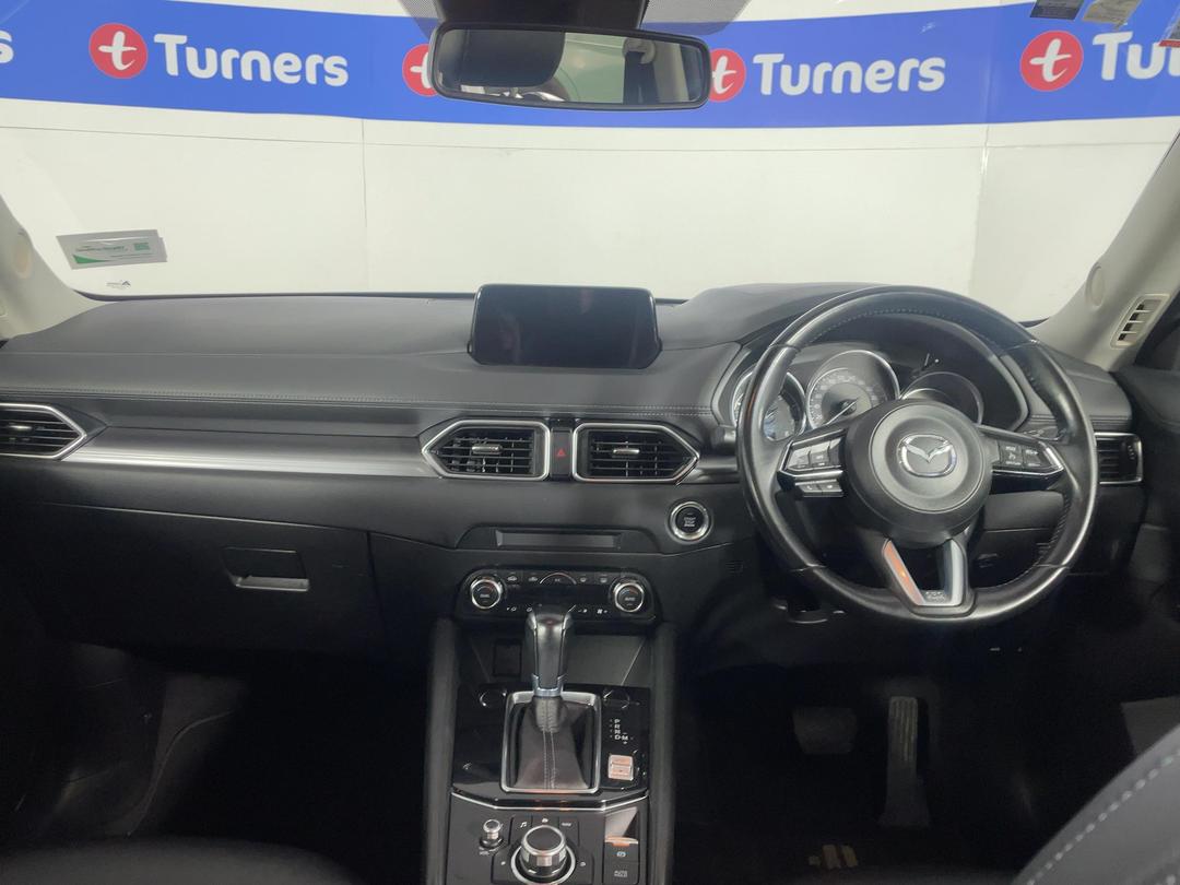 Photo '17' of Mazda CX-5