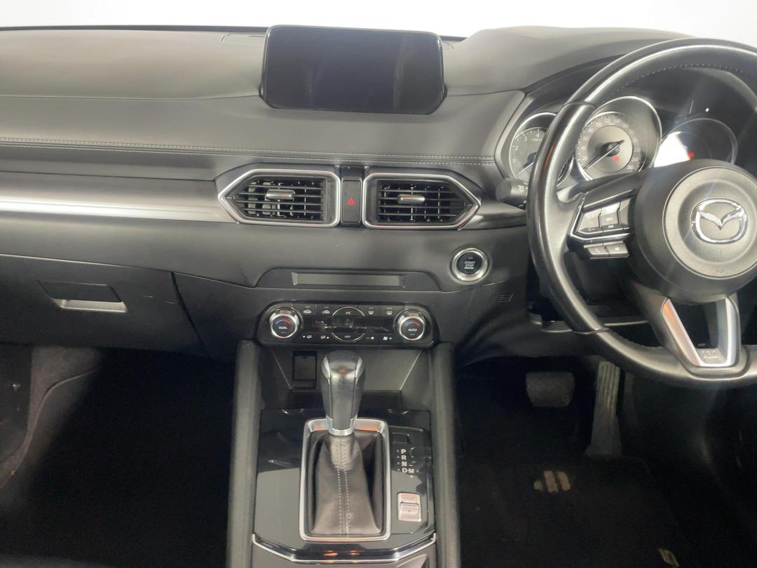 Photo '18' of Mazda CX-5