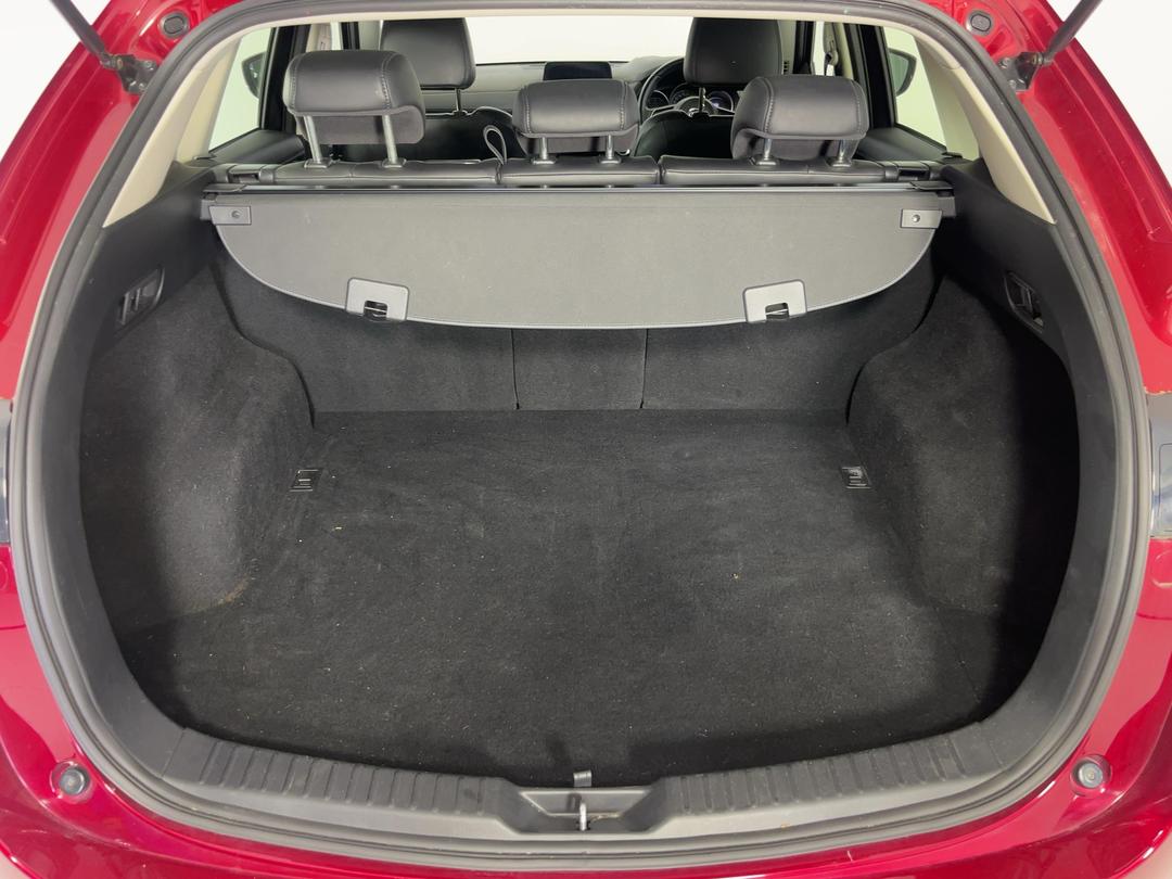 Photo '14' of Mazda CX-5