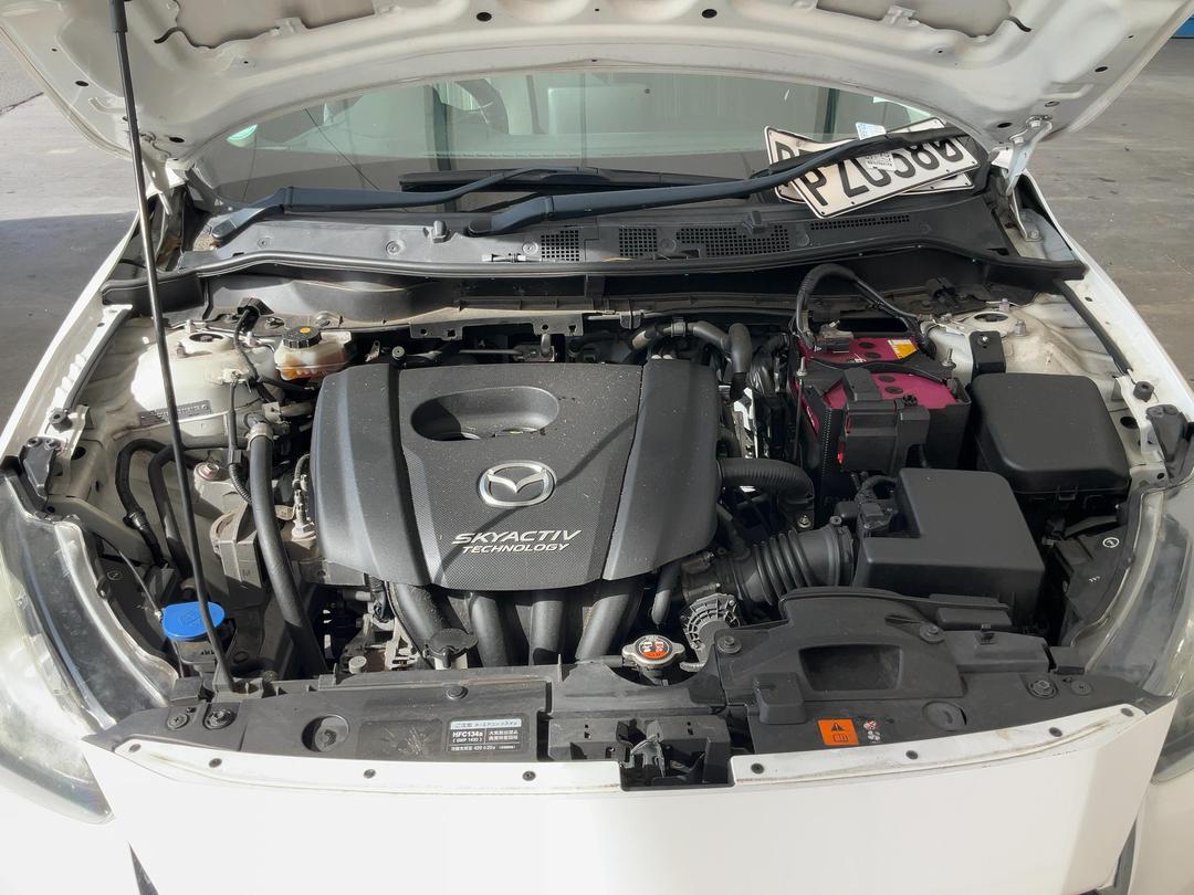 Photo '30' of Mazda Demio