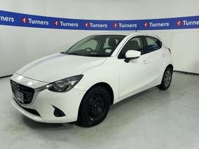 Photo '4' of Mazda Demio