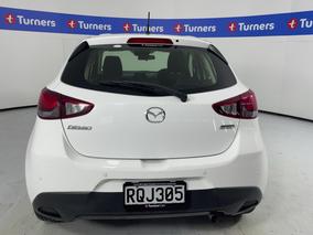 Photo '6' of Mazda Demio