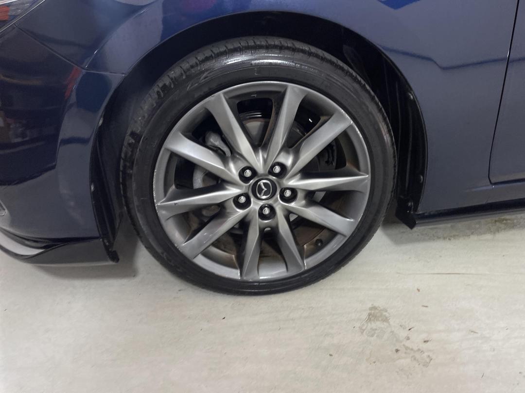 Photo '10' of Mazda Mazda3