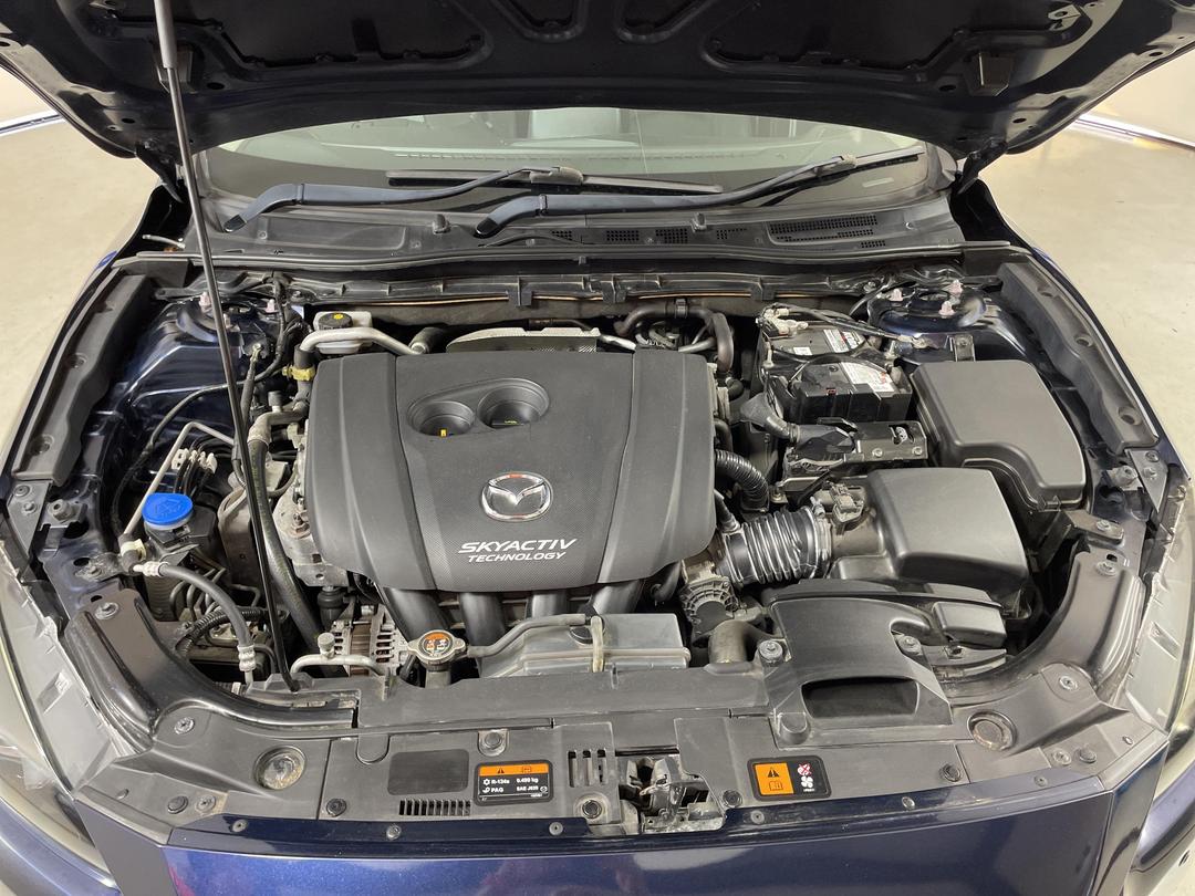 Photo '13' of Mazda Mazda3