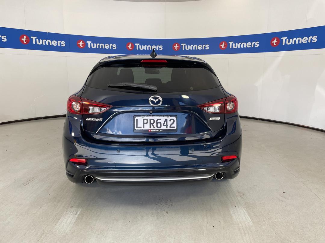 Photo '6' of Mazda Mazda3