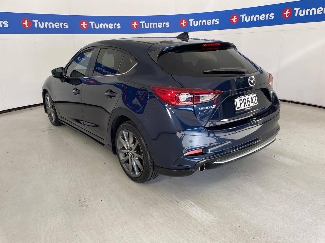 Photo '5' of Mazda Mazda3