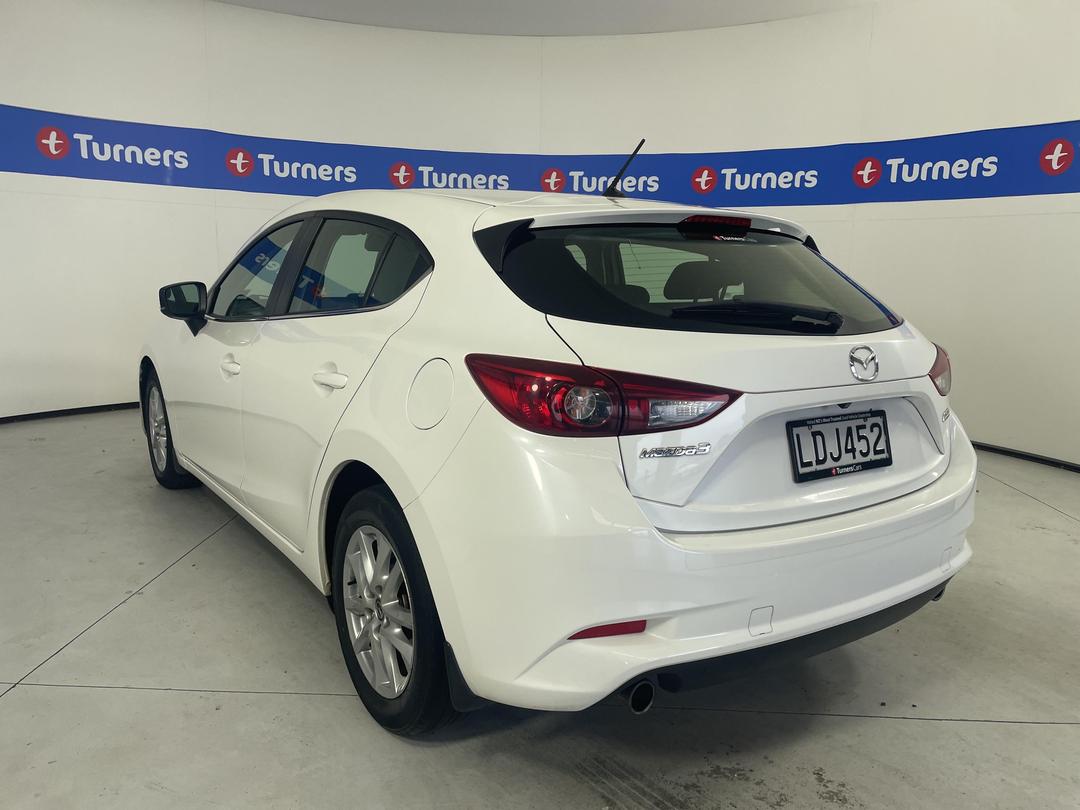 Photo '5' of Mazda Mazda3