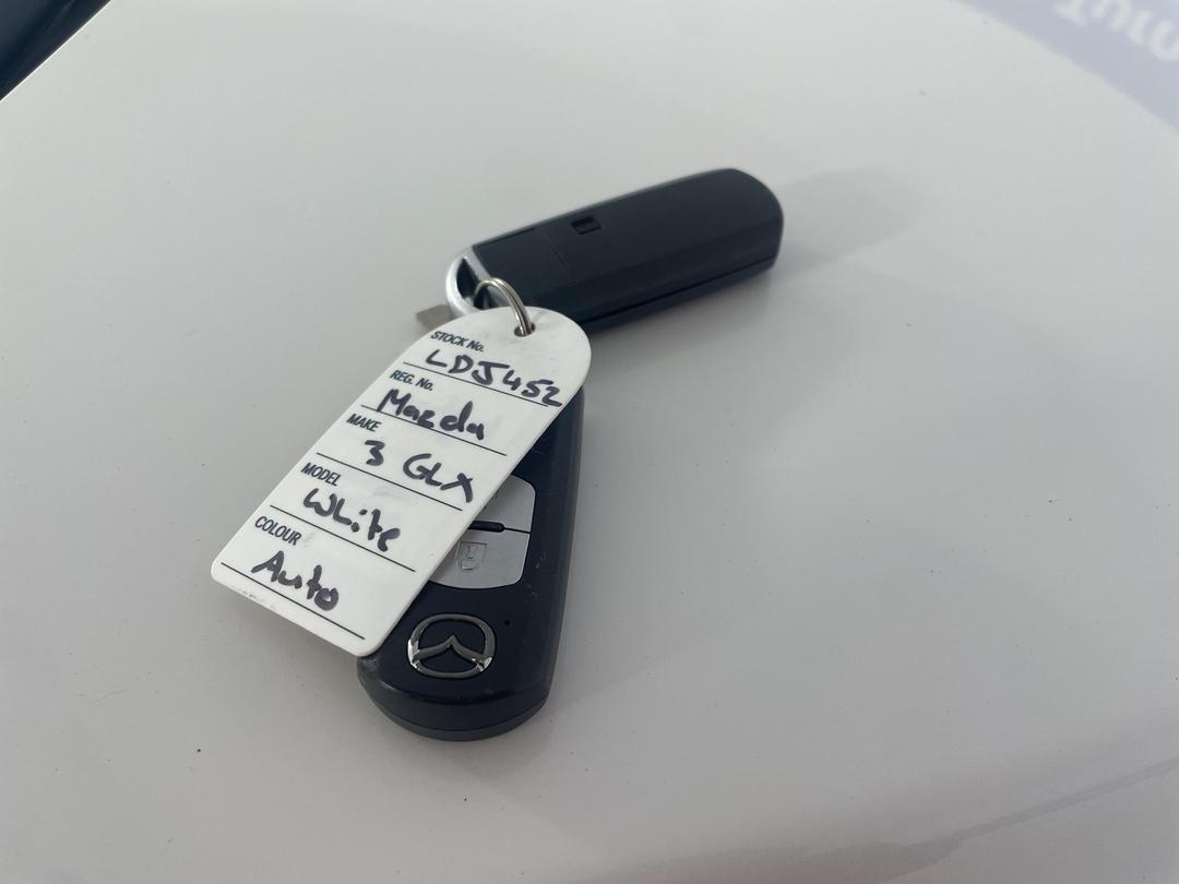 Photo '22' of Mazda Mazda3