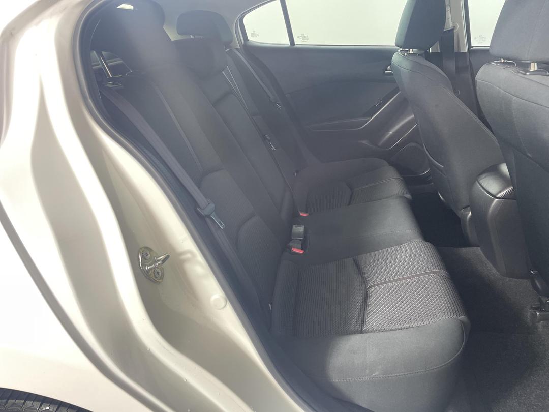 Photo '20' of Mazda Mazda3