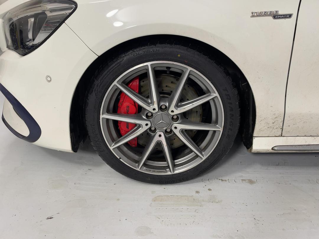 Photo '10' of Mercedes-Benz CLA45