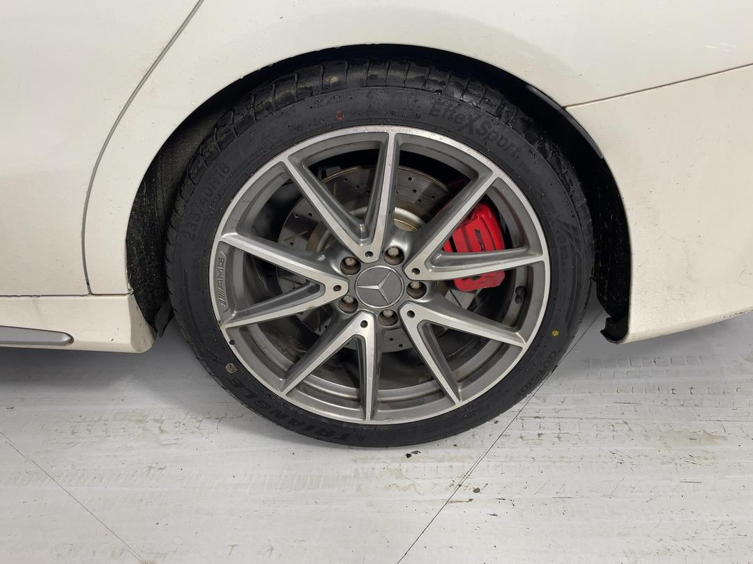 Photo '11' of Mercedes-Benz CLA45
