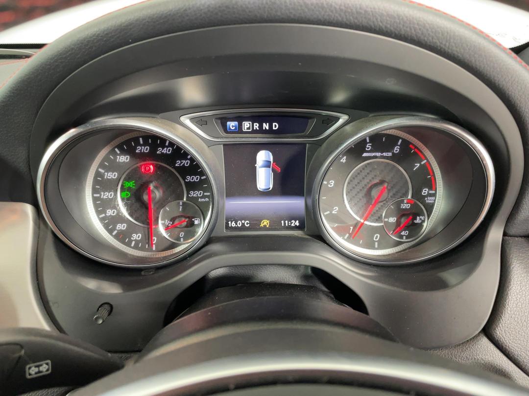 Photo '21' of Mercedes-Benz CLA45