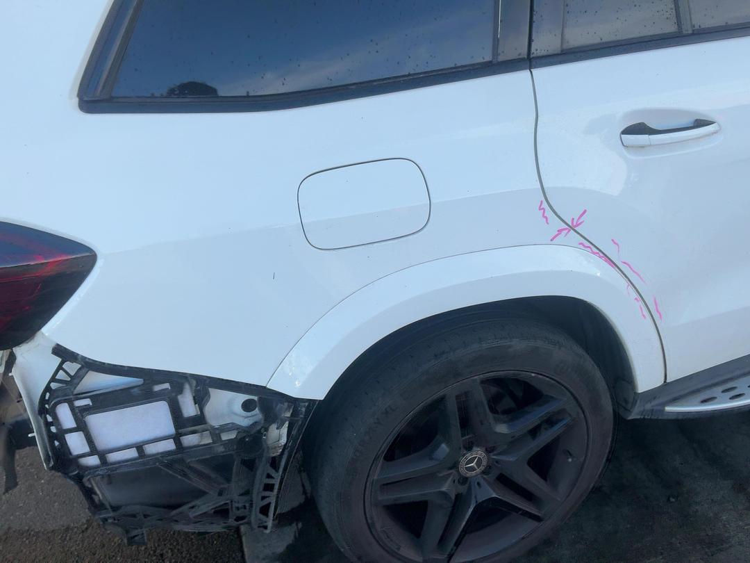 Photo '8' of Mercedes-Benz GLS 350 D