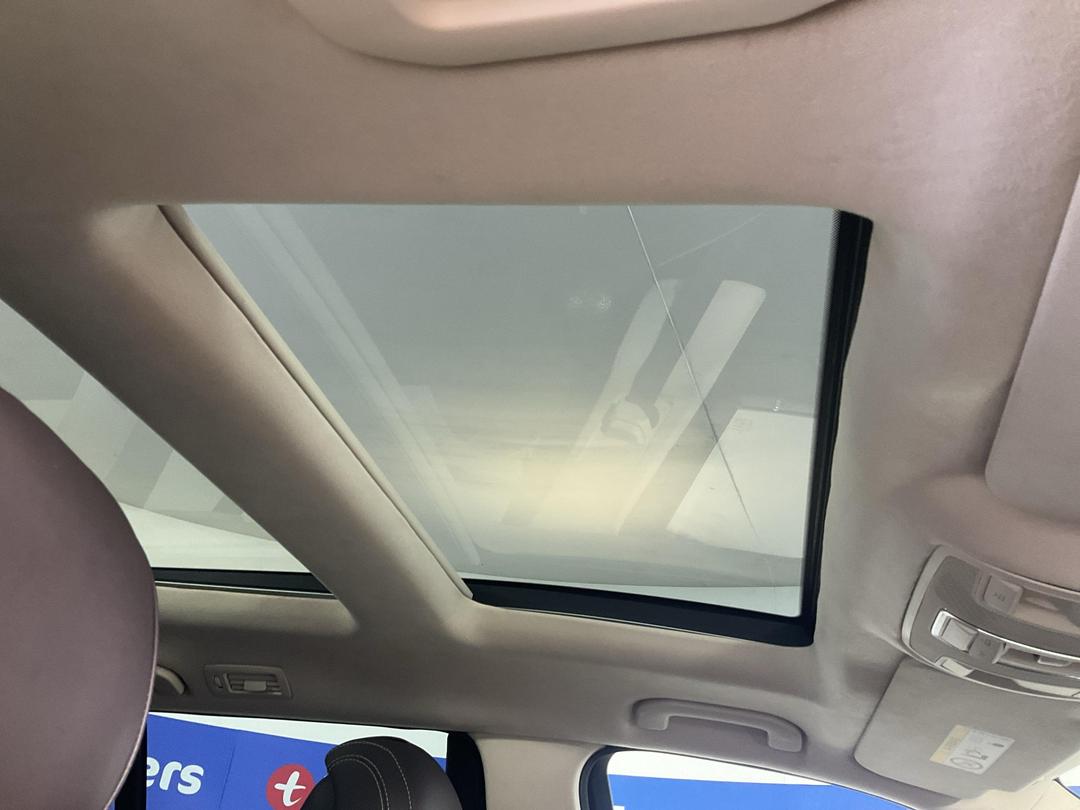 Photo '37' of Mercedes-Benz GLS