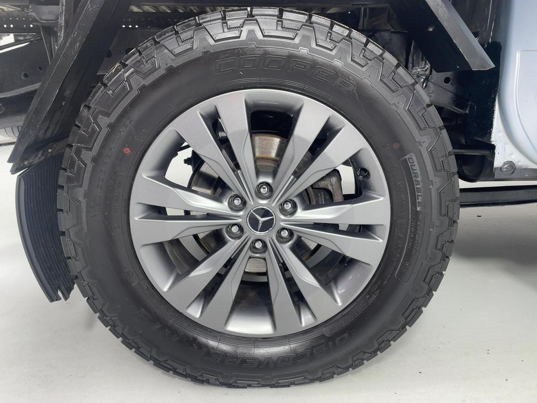 Photo '12' of Mercedes-Benz X-Class