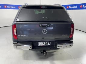 Photo '6' of Mercedes-Benz X-Class