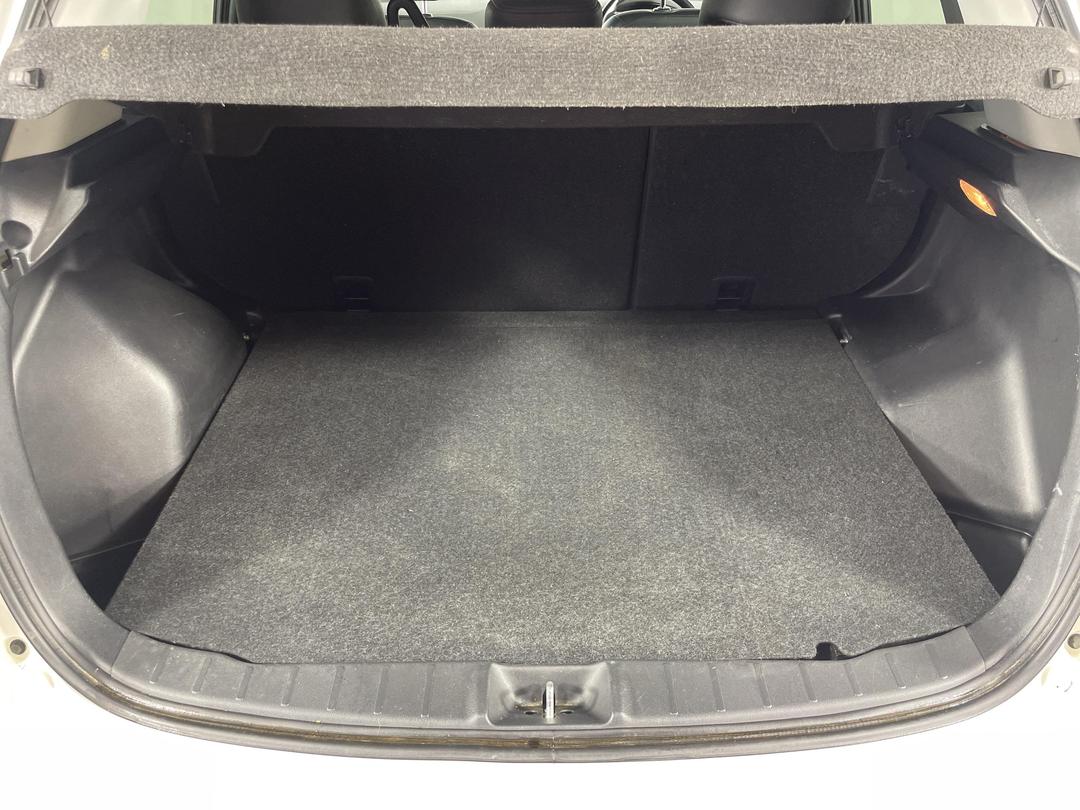 Photo '14' of Mitsubishi ASX