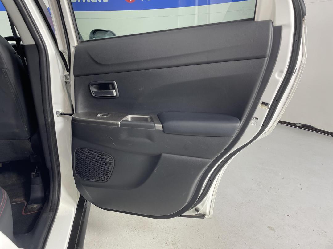 Photo '19' of Mitsubishi ASX