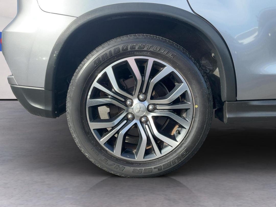 Photo '12' of Mitsubishi ASX