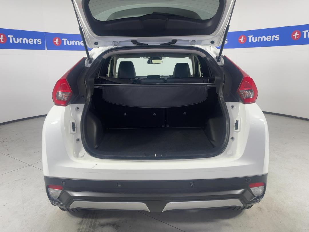 Photo '14' of Mitsubishi Eclipse Cross