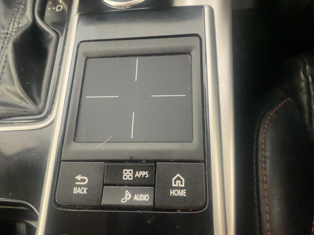 Photo '27' of Mitsubishi Eclipse Cross