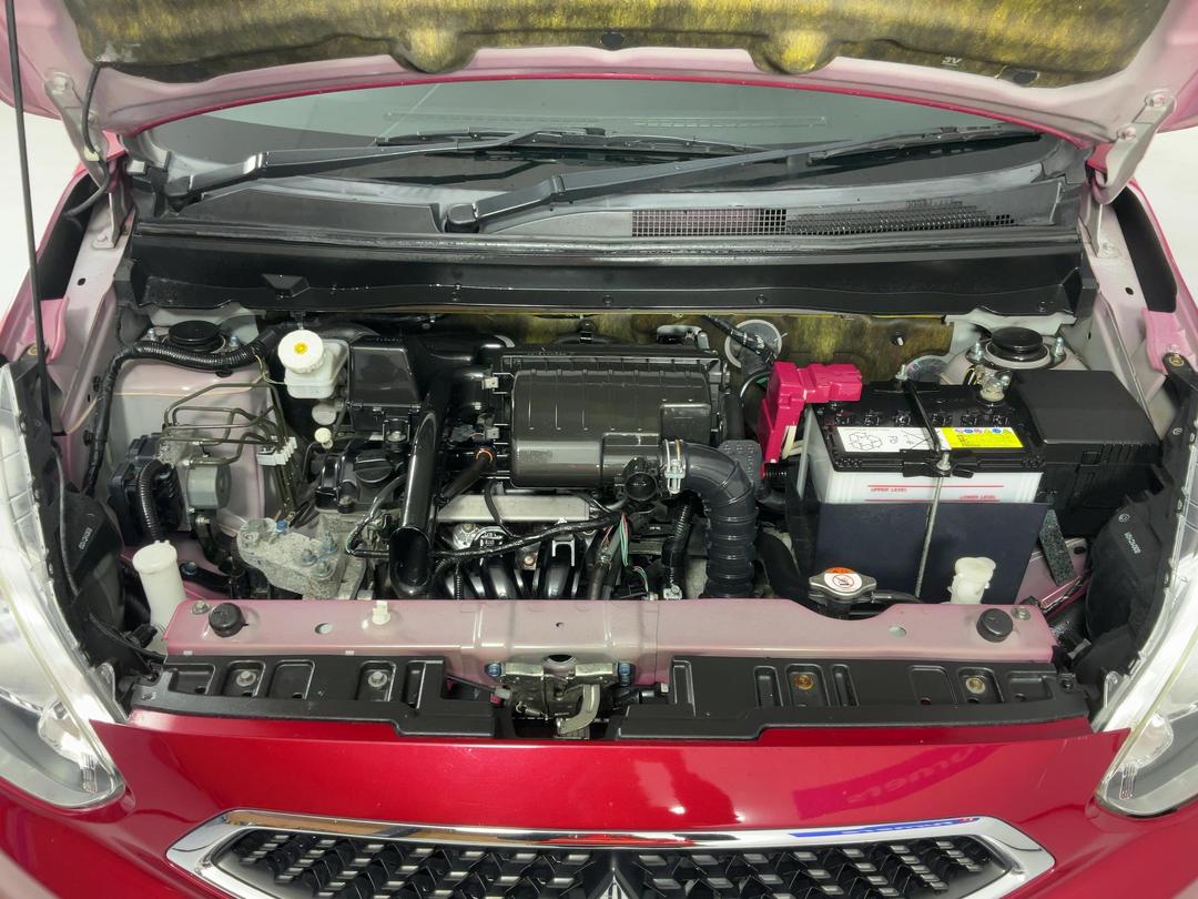 Photo '13' of Mitsubishi Mirage