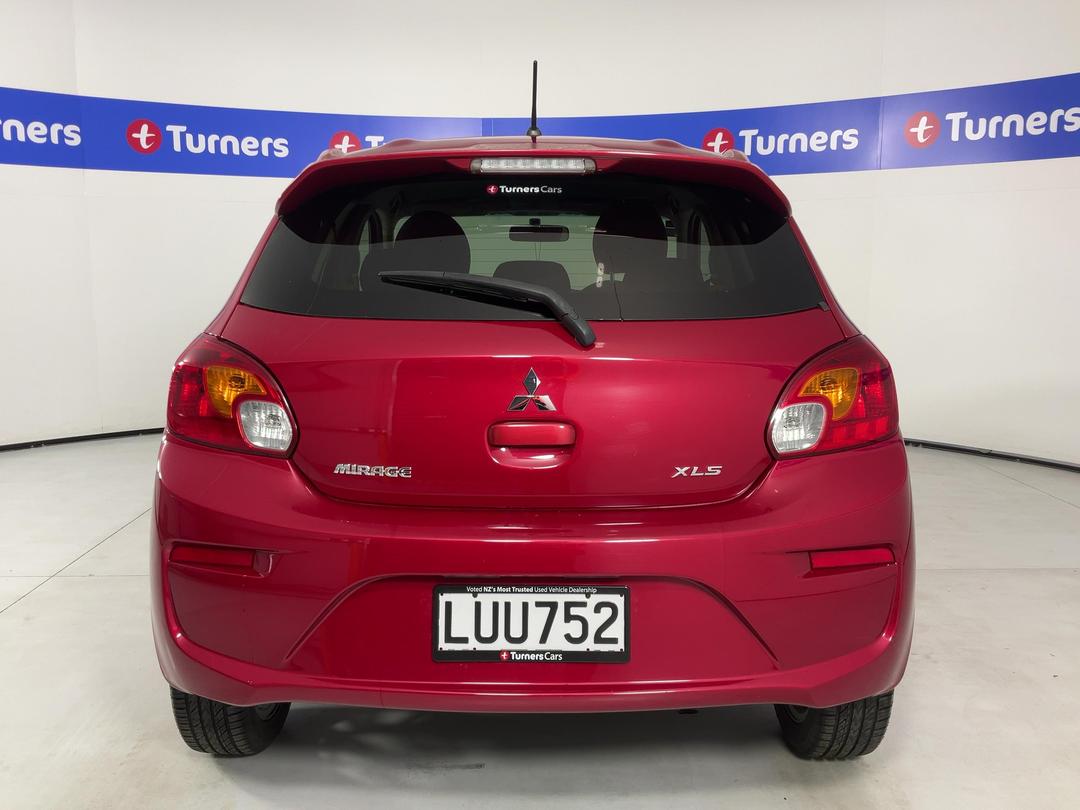 Photo '6' of Mitsubishi Mirage