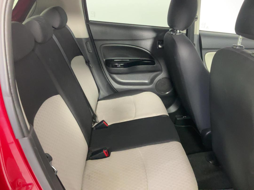 Photo '20' of Mitsubishi Mirage