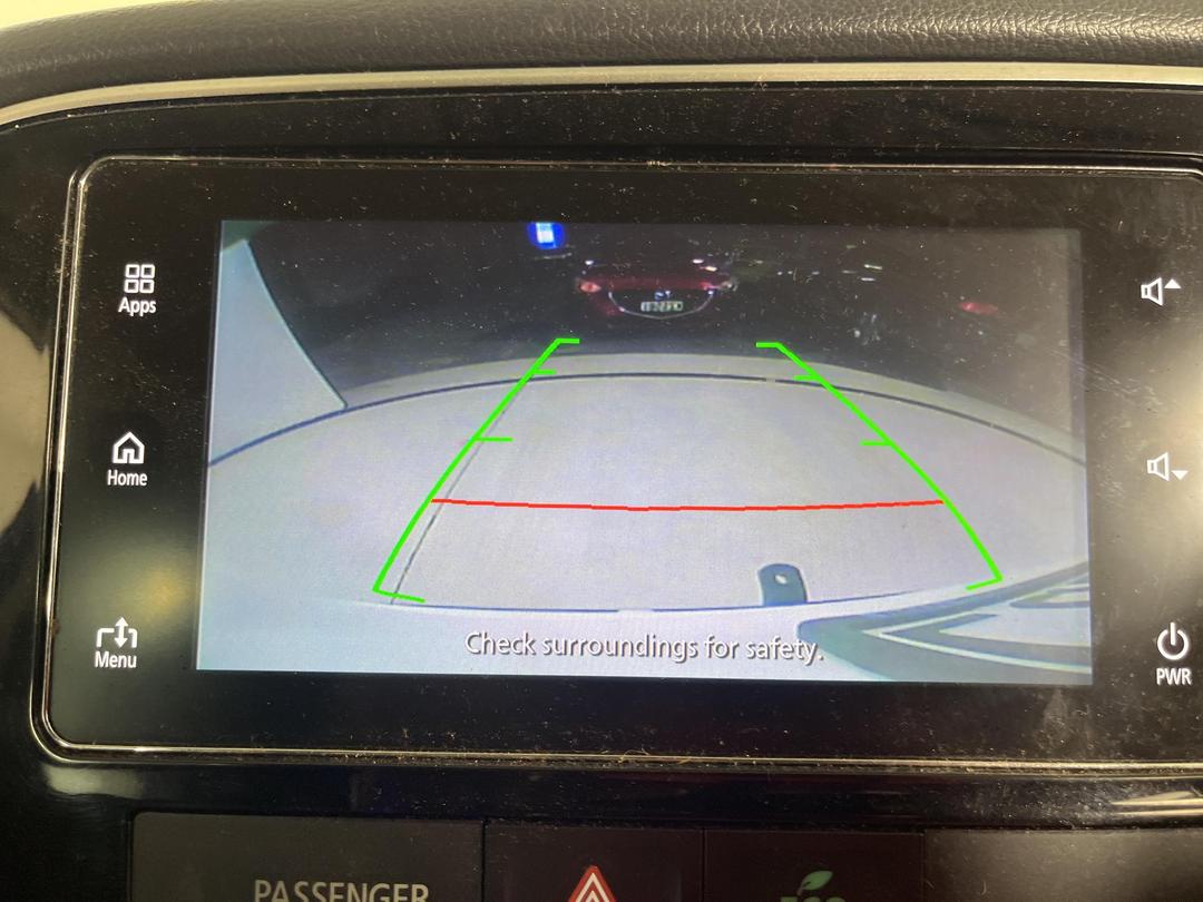 Photo '23' of Mitsubishi Outlander LS