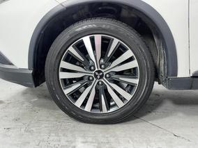 Photo '10' of Mitsubishi Outlander