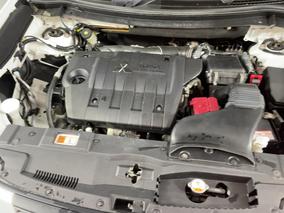 Photo '13' of Mitsubishi Outlander