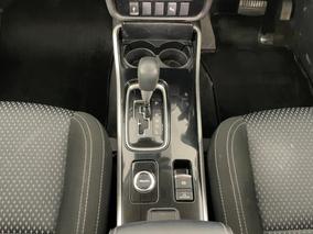 Photo '18' of Mitsubishi Outlander