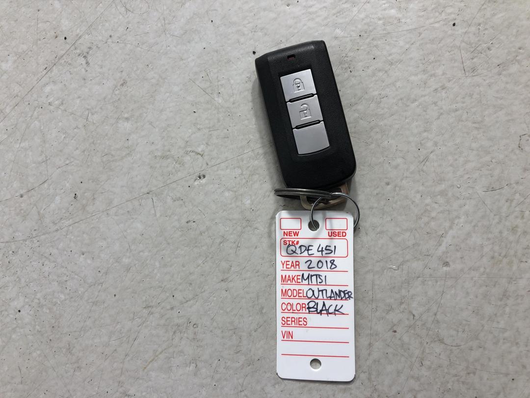 Photo '22' of Mitsubishi Outlander