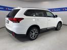 Thumbnail '7' of Mitsubishi Outlander