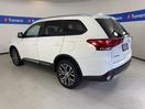 Thumbnail '5' of Mitsubishi Outlander