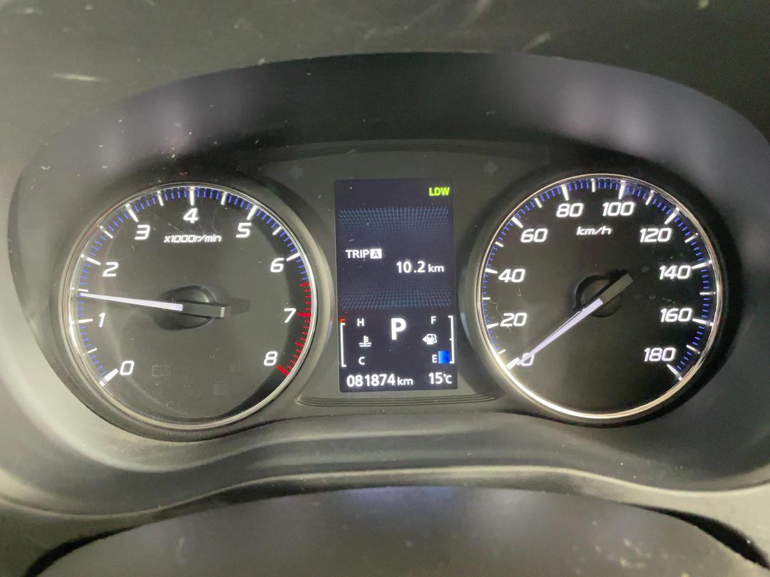 Photo '21' of Mitsubishi Outlander