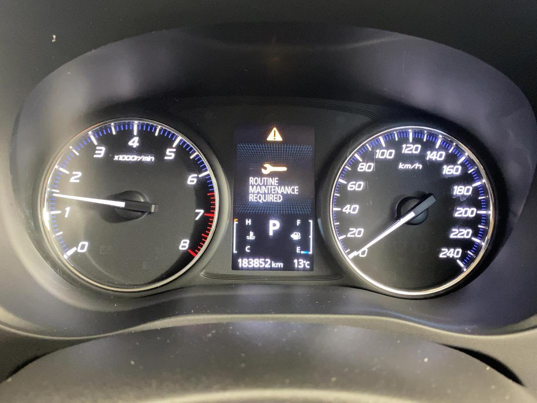 Photo '21' of Mitsubishi Outlander