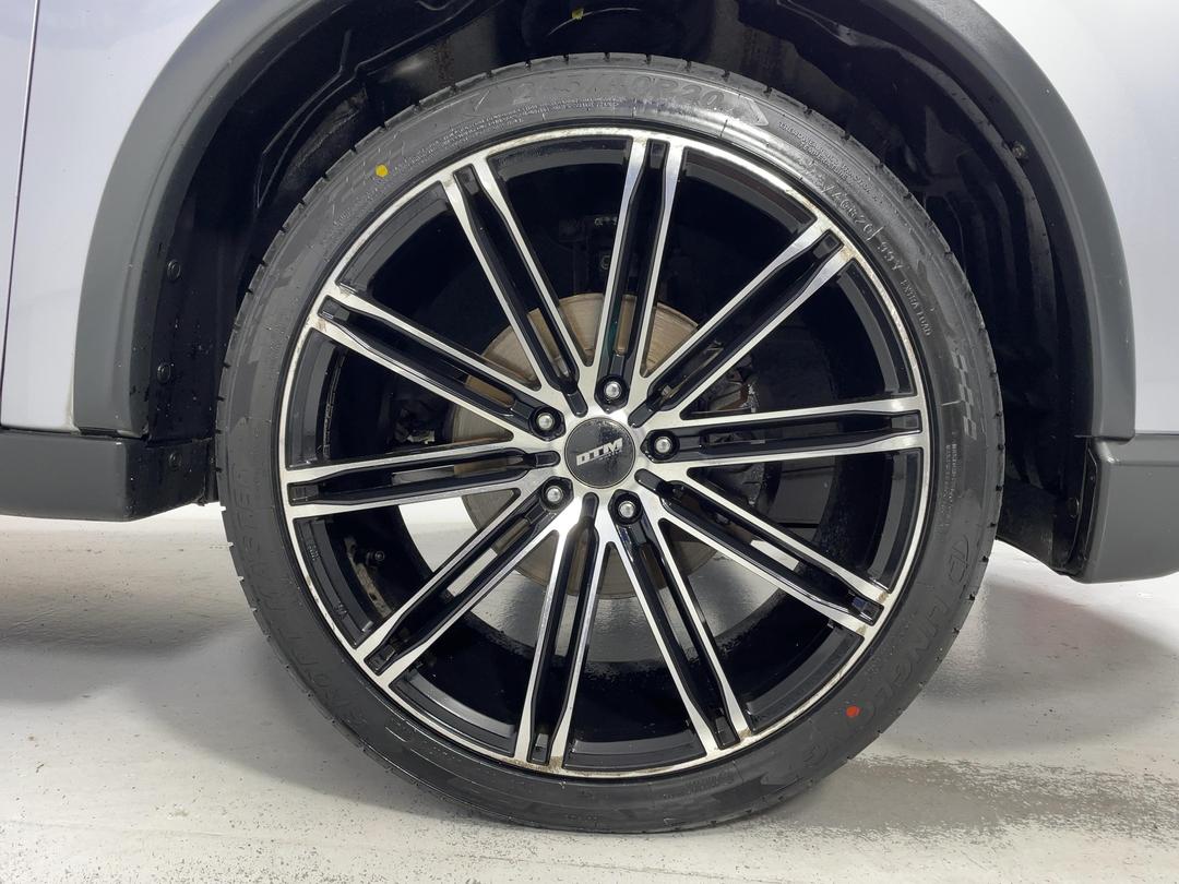 Photo '9' of Mitsubishi Outlander
