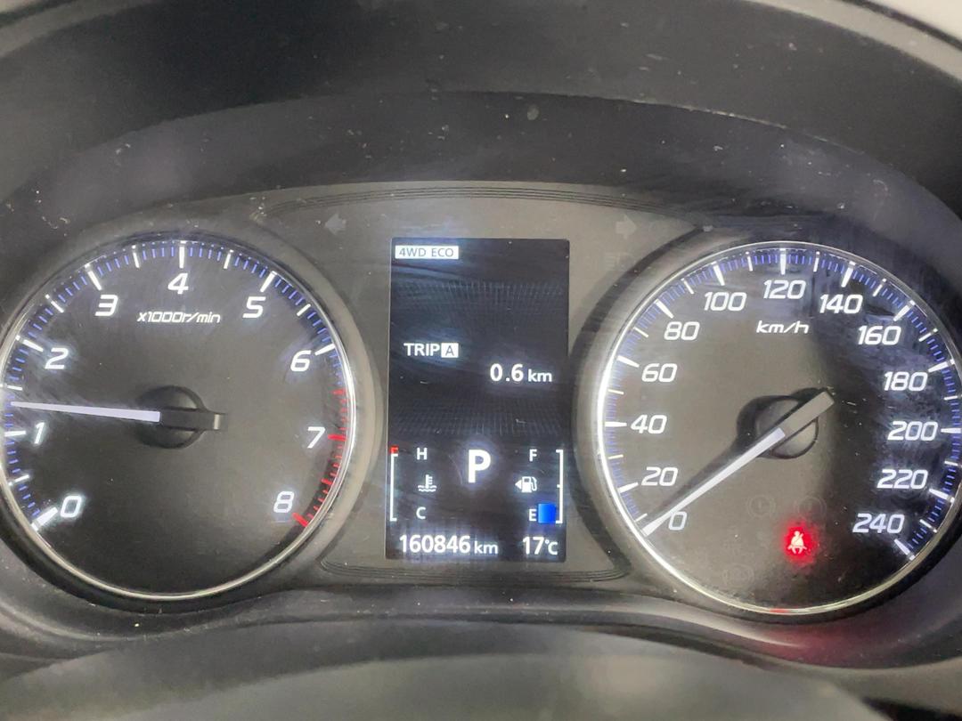 Photo '21' of Mitsubishi Outlander