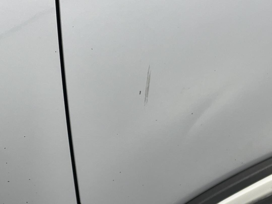 Photo '28' of Mitsubishi Outlander