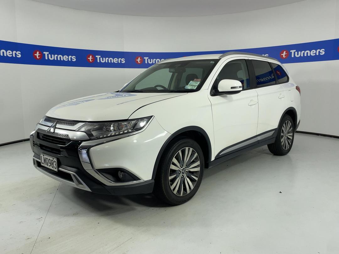 Photo '4' of Mitsubishi Outlander