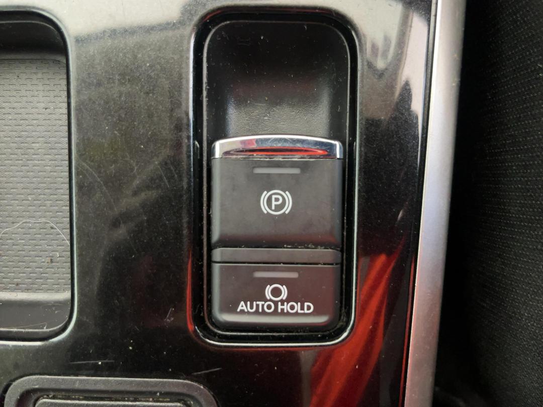 Photo '26' of Mitsubishi Outlander