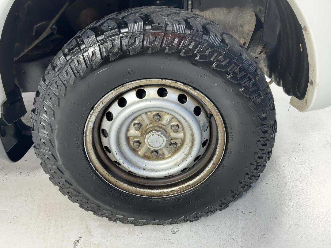 Photo '9' of Mitsubishi Triton
