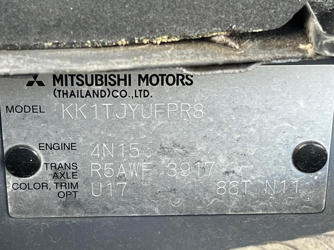 Photo '16' of Mitsubishi Triton DC Glxr 5AT