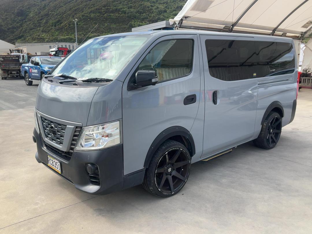 Photo '5' of Nissan Caravan Photo '5' of Nissan Caravan