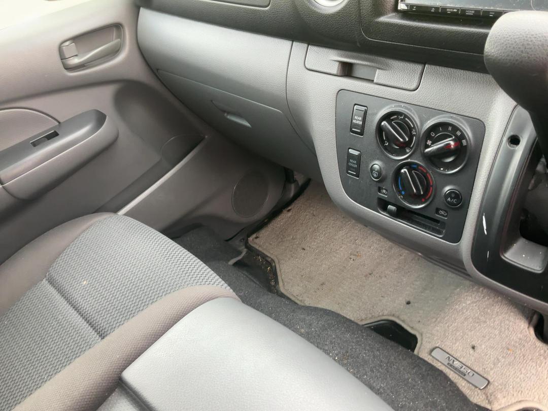 Photo '15' of Nissan Caravan Photo '15' of Nissan Caravan